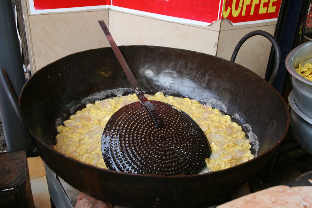 特色铁锅炖加盟项目，烹饪美食与商业机遇的完美结合